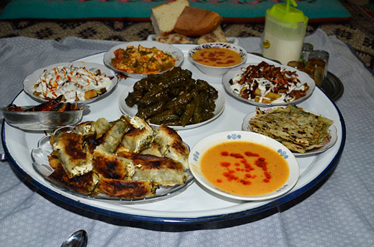 Sofra Duası Okunuşu ve Anlamı